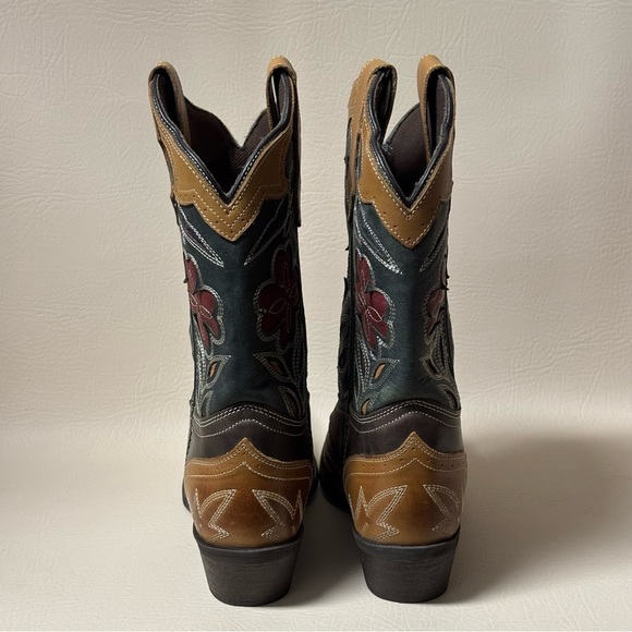 Laredo Women's Western pull-on Boots Janis Size 9.5M Brown/tan with inlay NEW - Picture 2 of 6